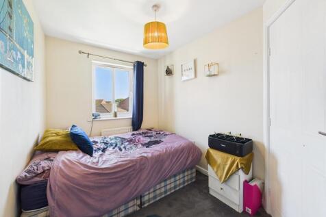 Bedroom: