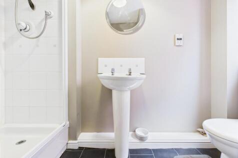 En Suite: