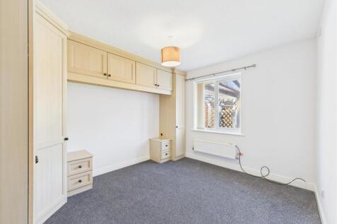 Bedroom: