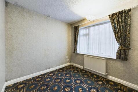 Bedroom: