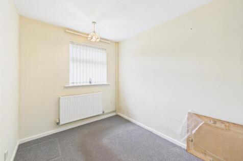 Bedroom: