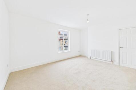 Bedroom:
