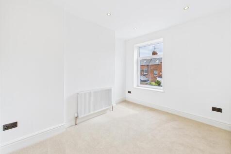 Bedroom: