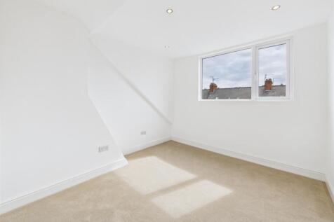 Bedroom: