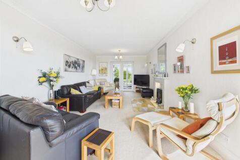 Lounge: