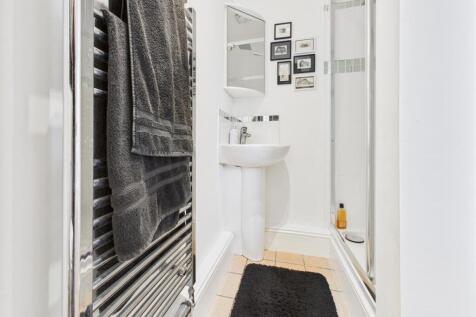 Shower room: