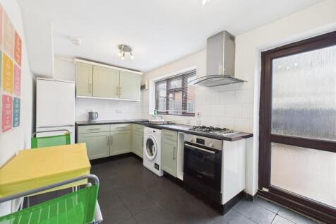 Kitchen: