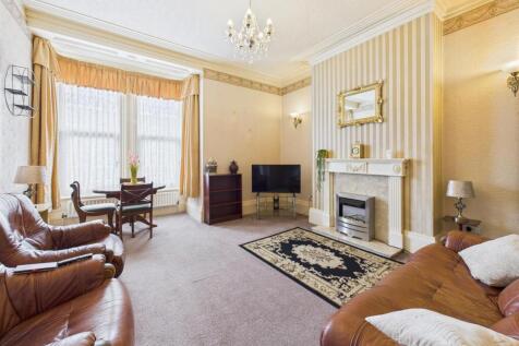 Lounge/diner: