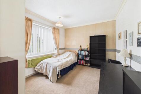 Bedroom: