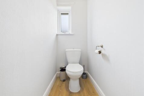 WC: