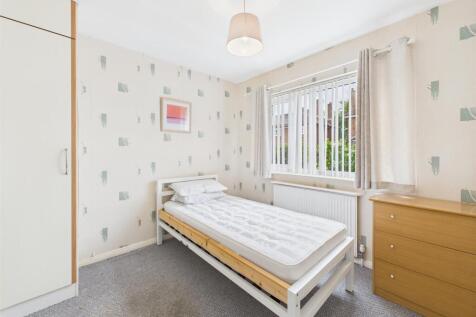 Bedroom: