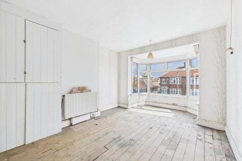 Bedroom:
