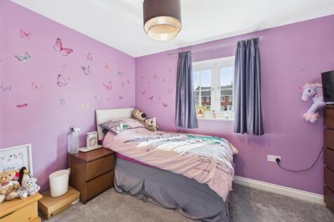 Bedroom: