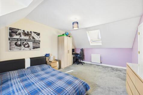 Bedroom: