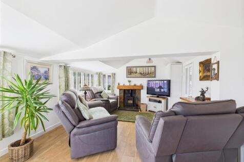 Lounge: