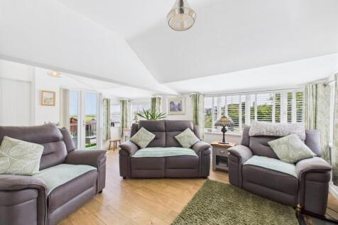 Lounge: