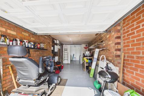Garage: