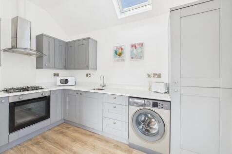 Kitchen: