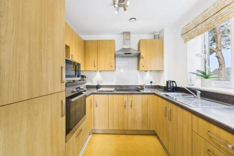 Kitchen: