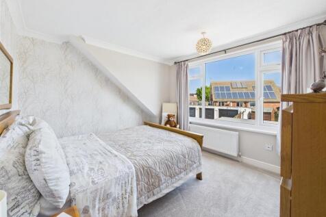 Bedroom: