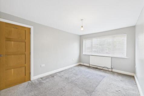 Bedroom:
