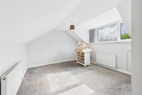 Occasional/loft room: