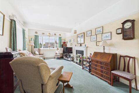Lounge: