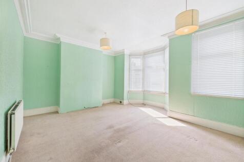 Bedroom: