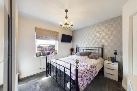 Bedroom: