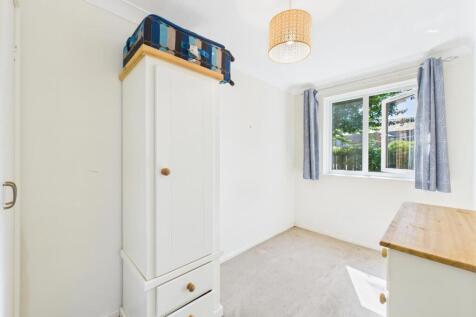 Bedroom: