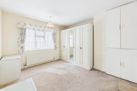 Bedroom: