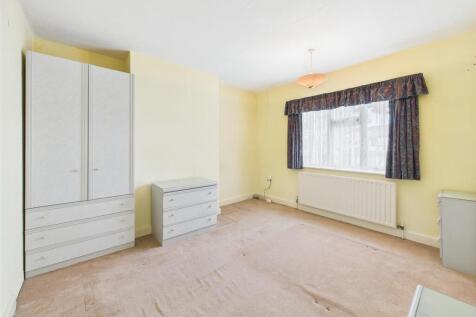 Bedroom: