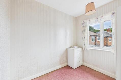 Bedroom: