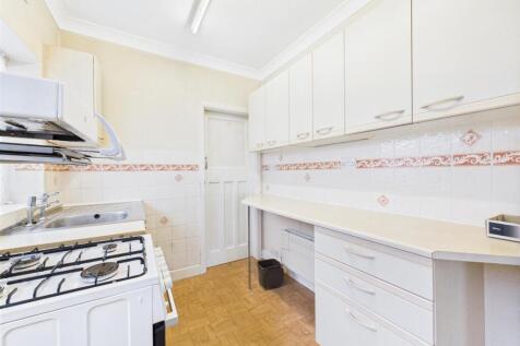 Kitchen: