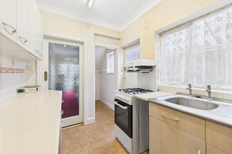 Kitchen: