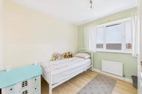 Bedroom: