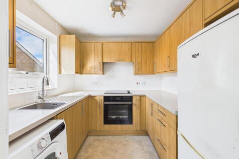 Kitchen: