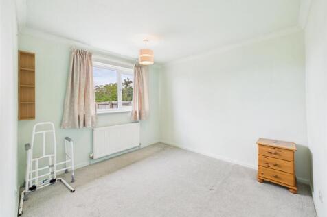 Bedroom: