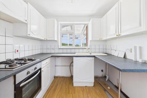 Kitchen: