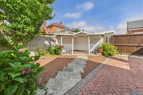 Garden: