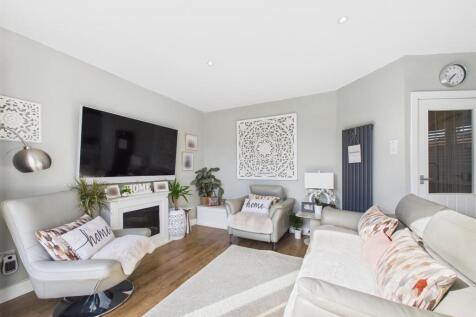 Lounge: