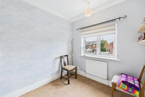 Bedroom: