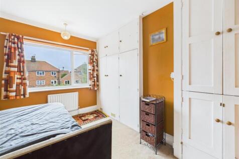 Bedroom: