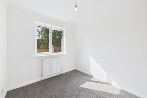 Bedroom: