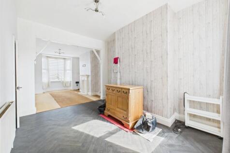 Lounge/diner: