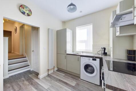 Kitchen: