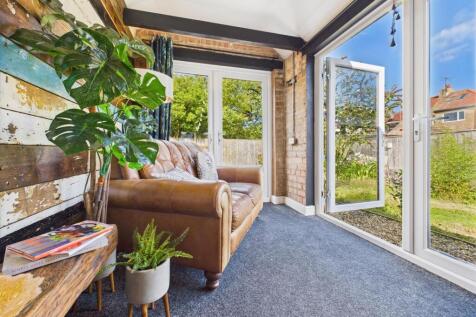 Garden Room: