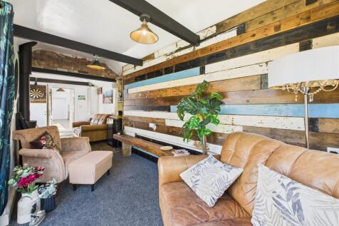 Garden Room: