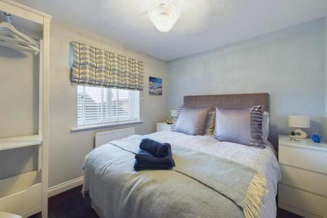 Bedroom: