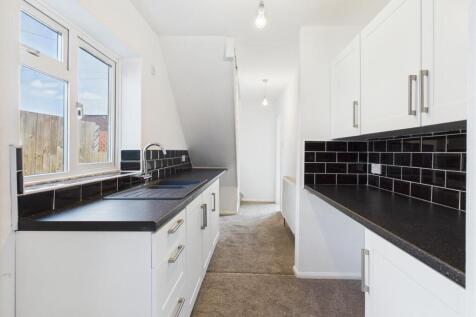 Kitchen: